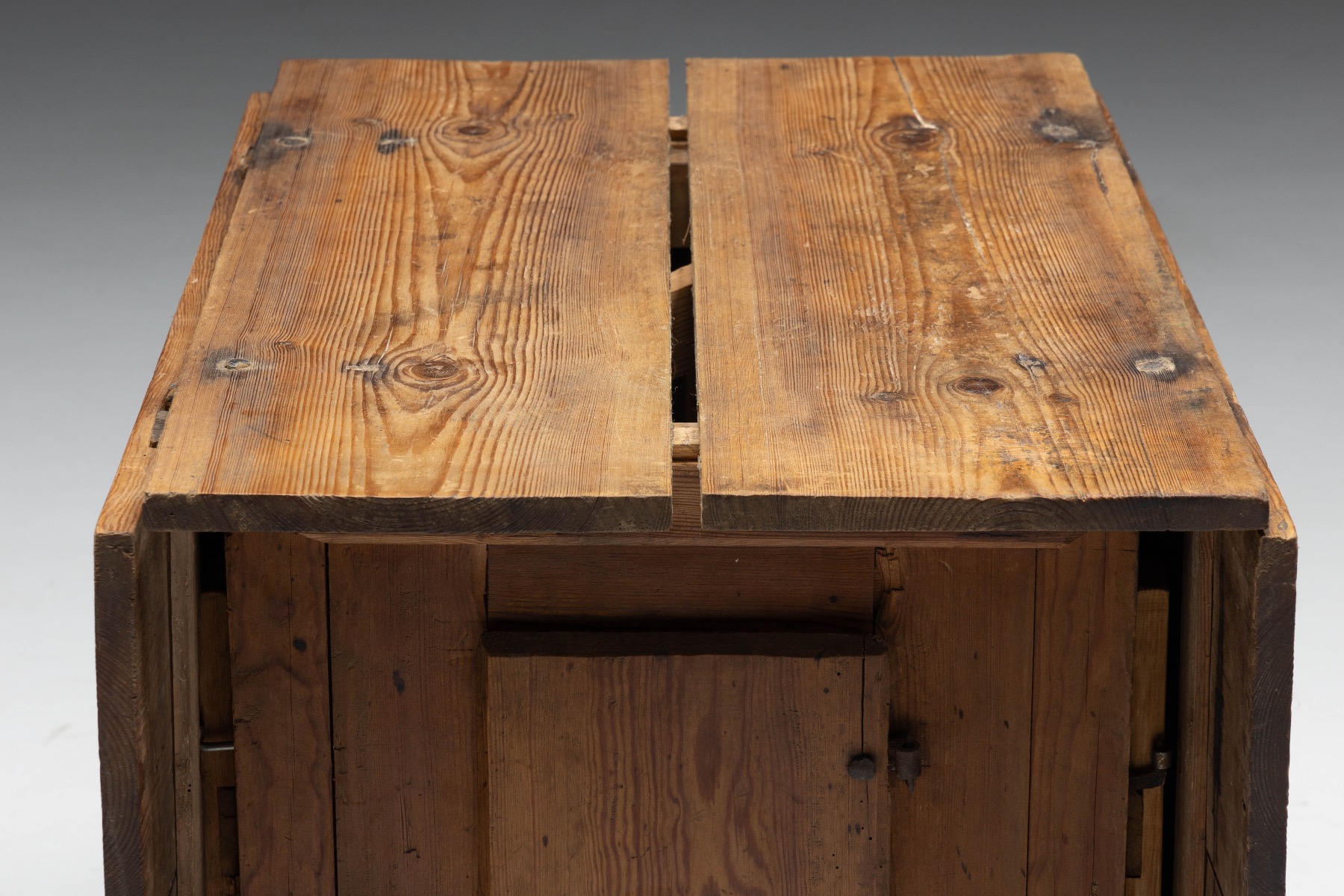 Classic 19th century drop leaf worktable in solid wood