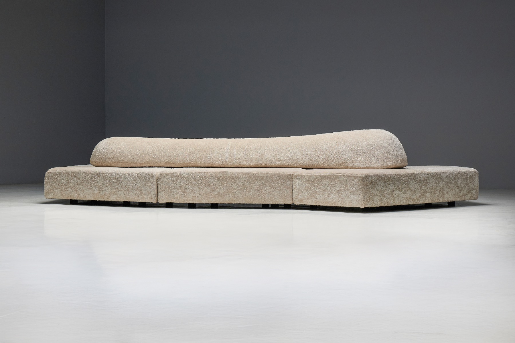 Museum level On the Rocks sofa by Francesco Binfaré
