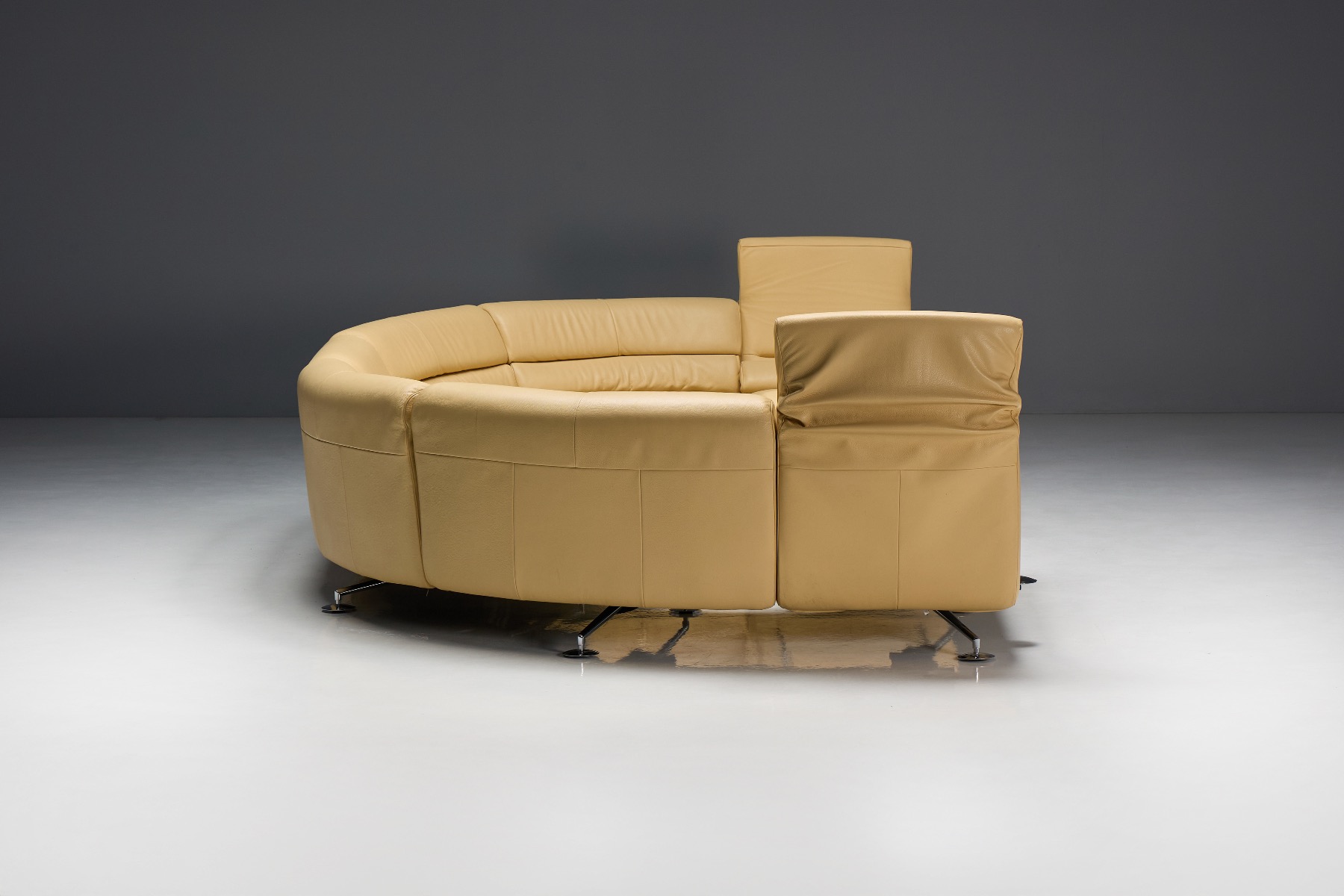 Museum level Sofa DS-470 by Thomas Althaus for De Sede