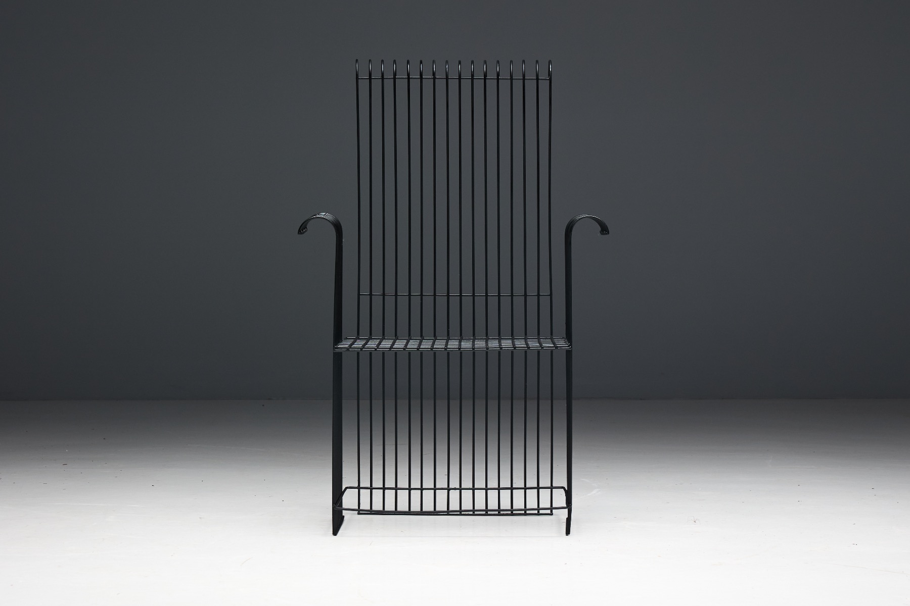 Timeless 1970s outdoor wire furniture