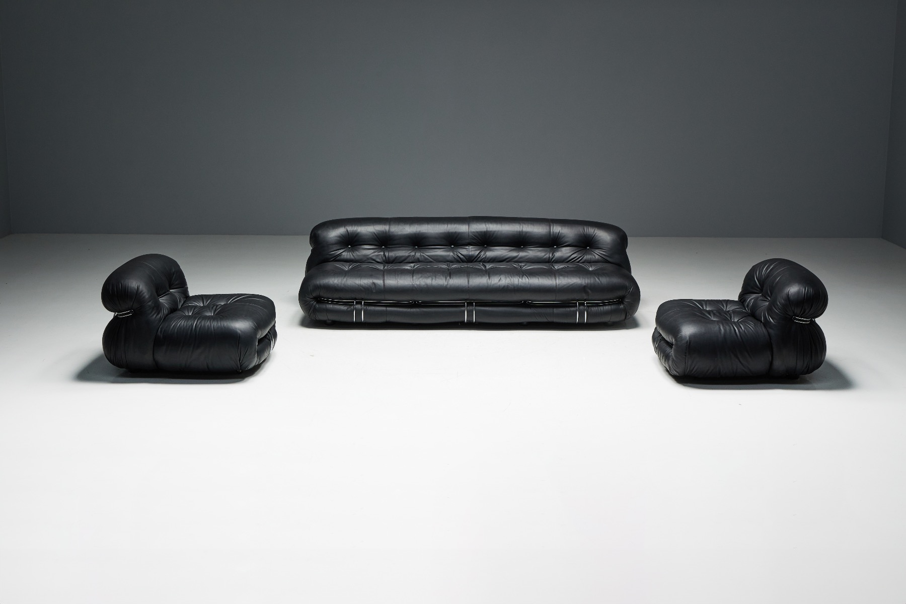 Soriana collectible lounge chairs