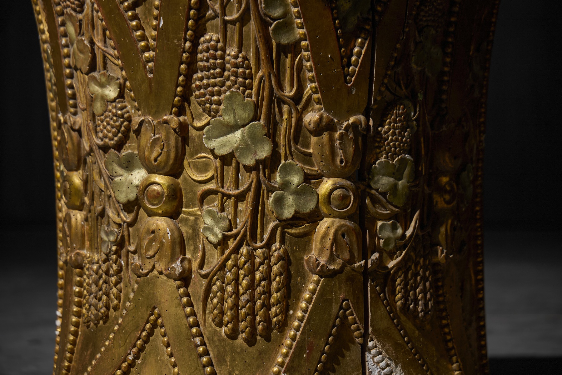 18th century Rococo carved giltwood console table