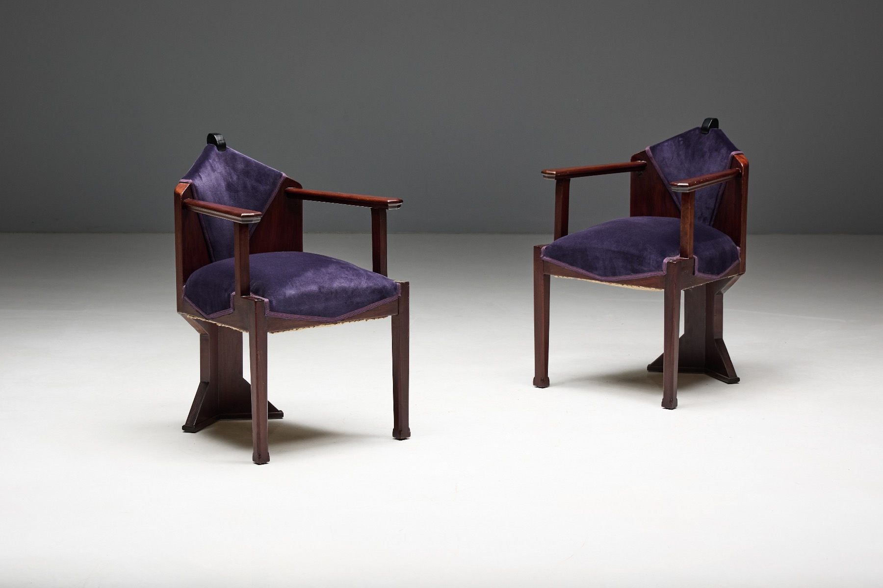 1930s Amsterdam School Art Deco chair