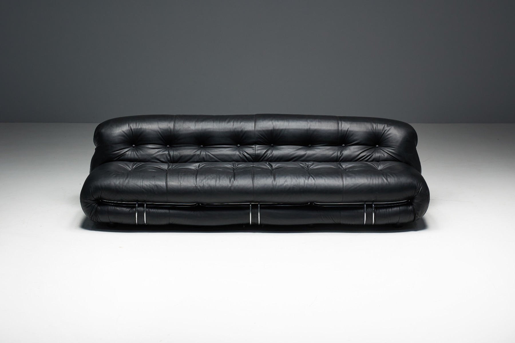 Afra Tobia Scarpa Soriana sofa 1970s