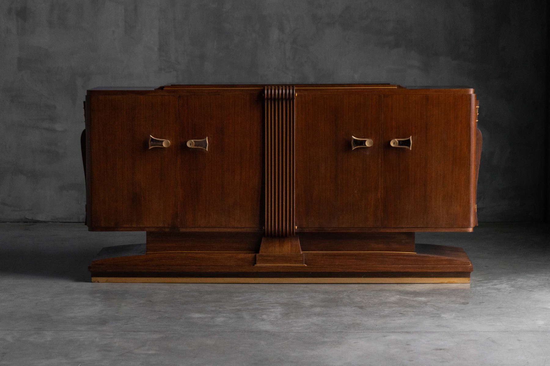 Sculptural Art Deco sideboard crafted in walnut wood