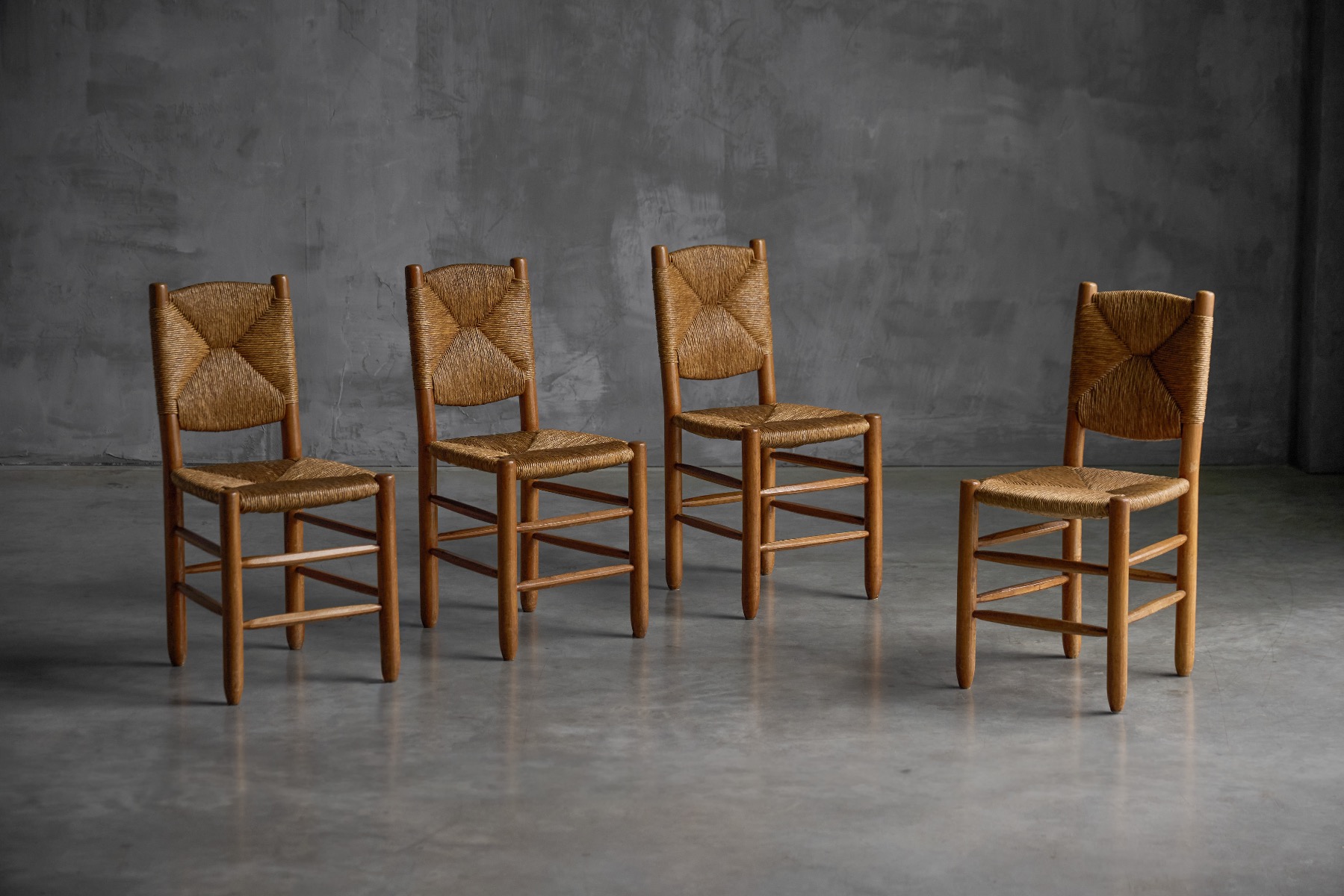 Charlotte Perriand Bauche dining chair with French modernist design