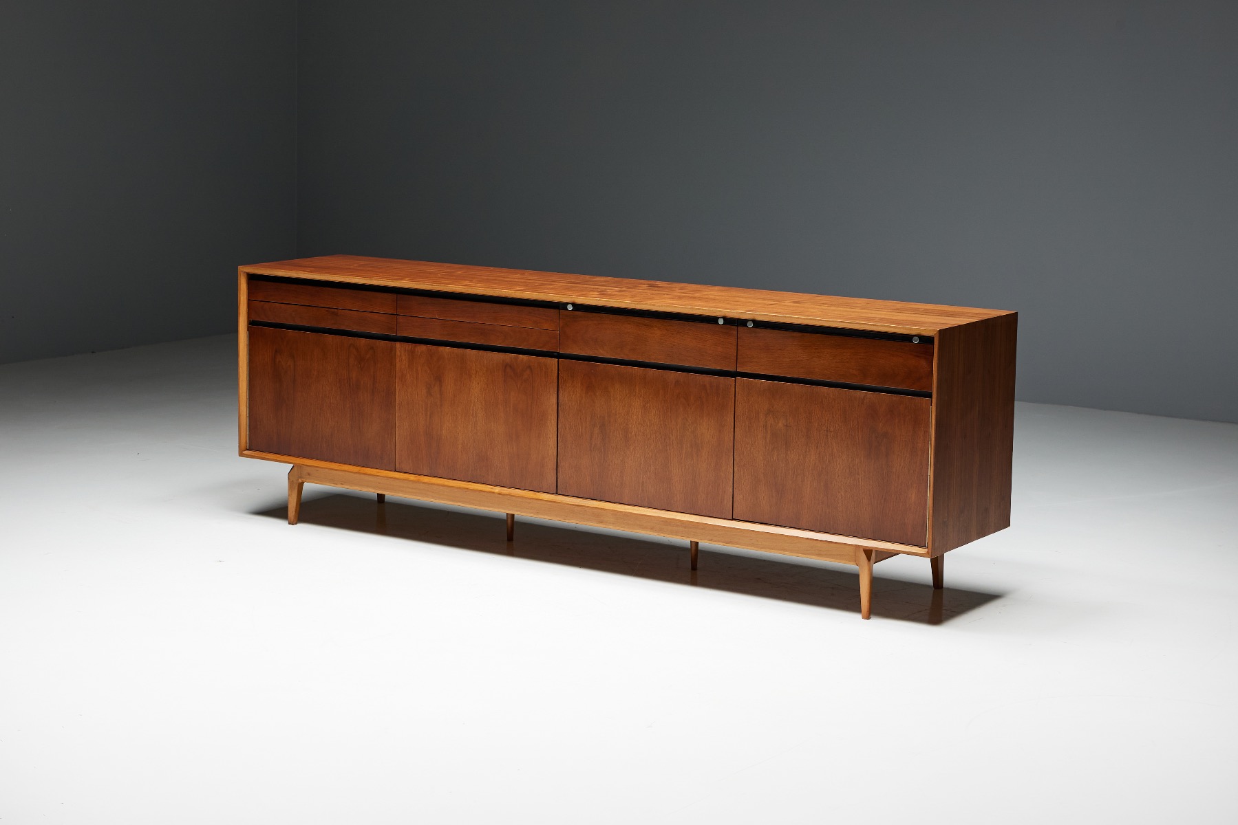 De Coene Madison sideboard in rosewood and walnut from the 1960s design