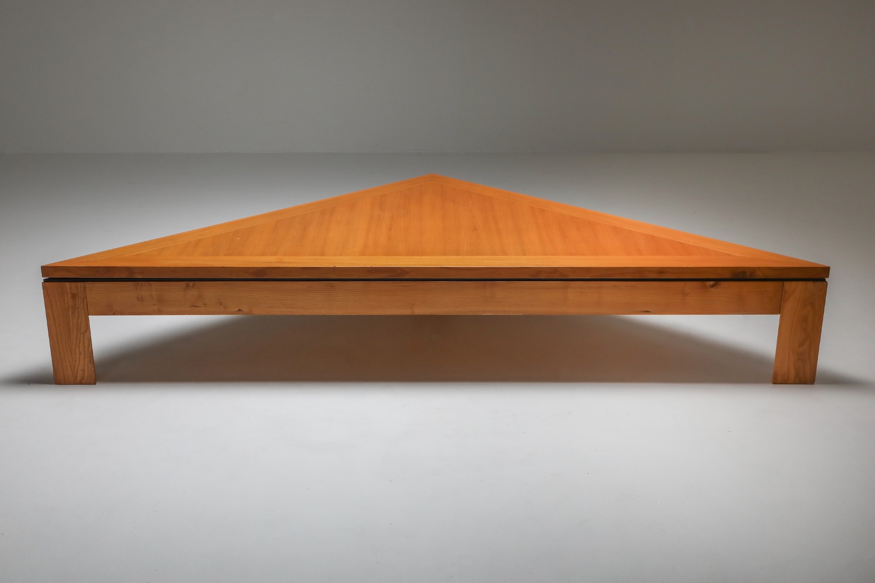 French elm triangular coffee table in postmodern design from the 1970s