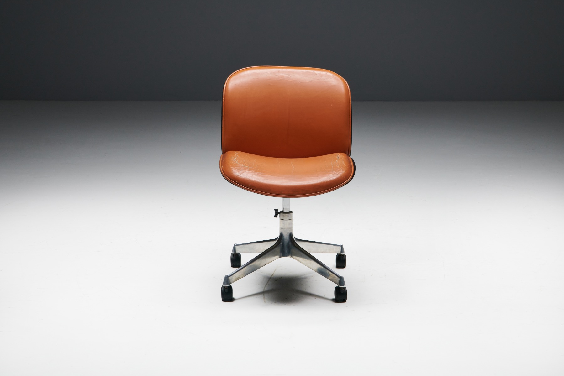 Ico Parisi Terni office chair for MIM Roma design