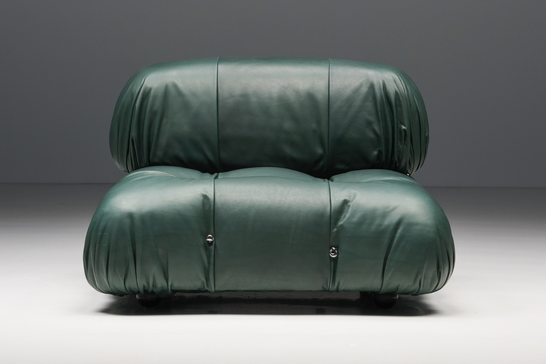 Mario Bellini Camaleonda in green leather from the 1970s