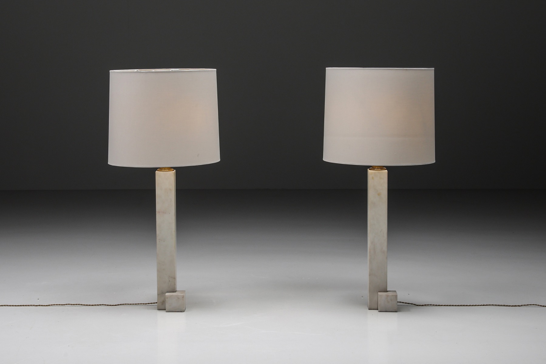 Mid century floor lamp in bronze and Italian marble design