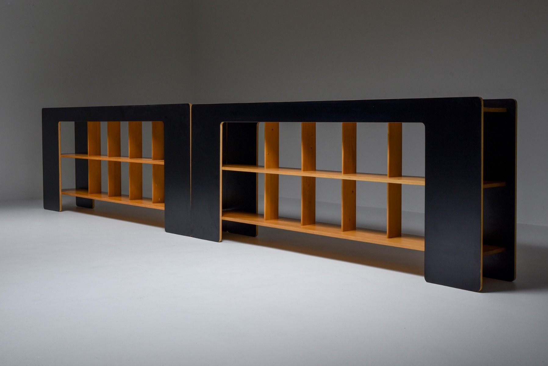 Roberto Pamio and Renato Toso bookcase for Stilwood from the 1970s design
