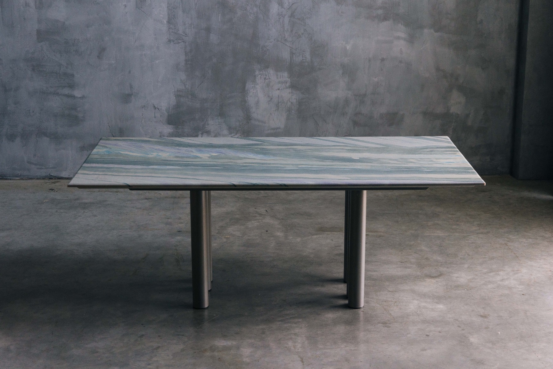 Pia Manu marble dining table in grey and purple from the 1990s design