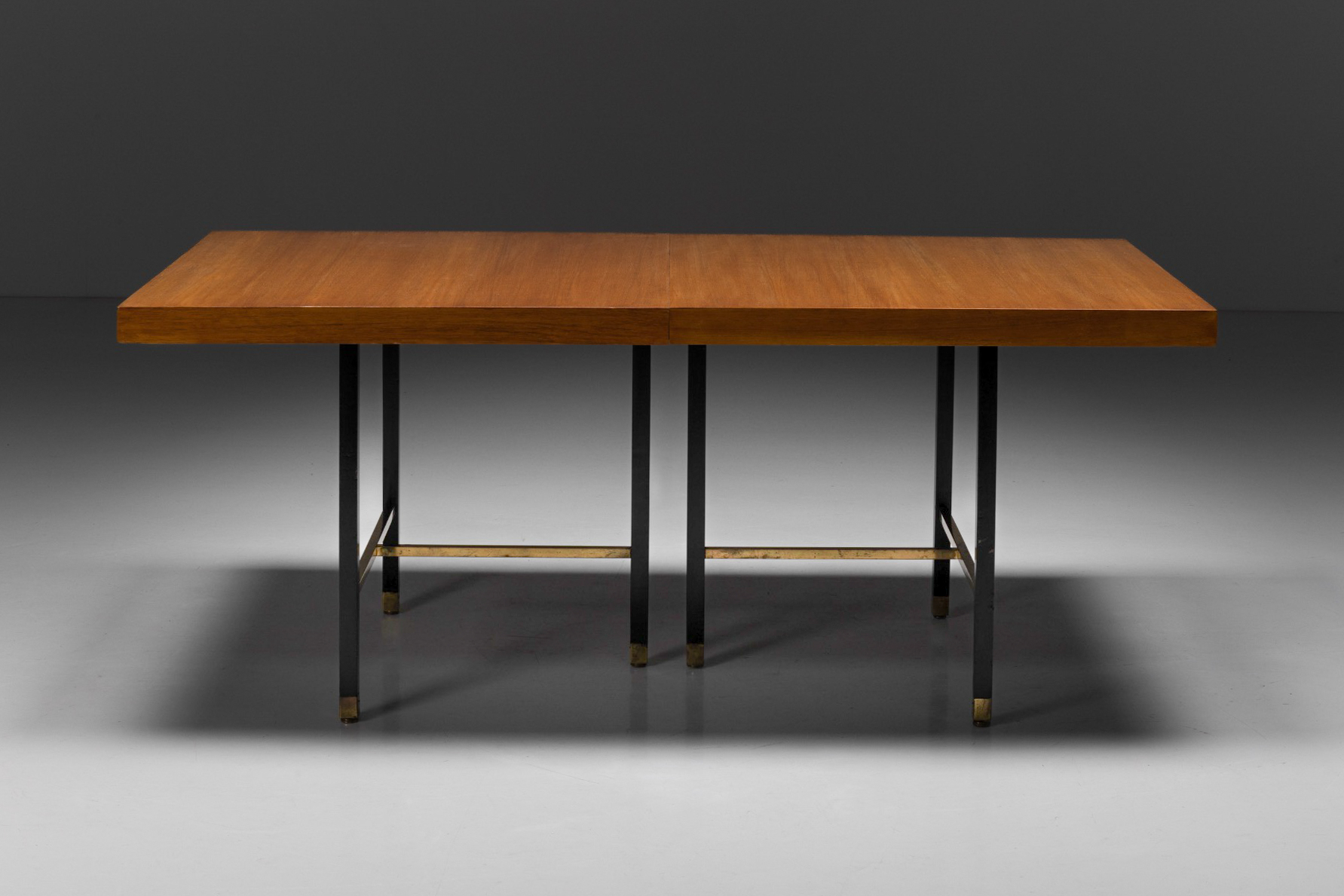 Harvey Probber extendable dining table from the 1950s design