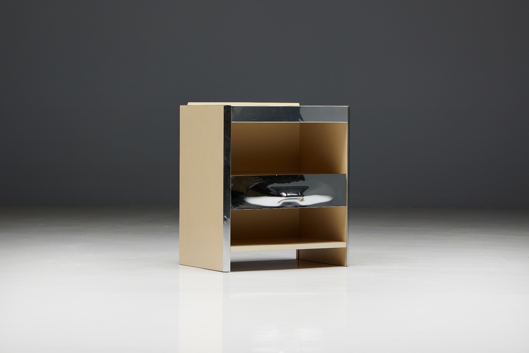 Raymond Loewy bedside table from the 1960s design