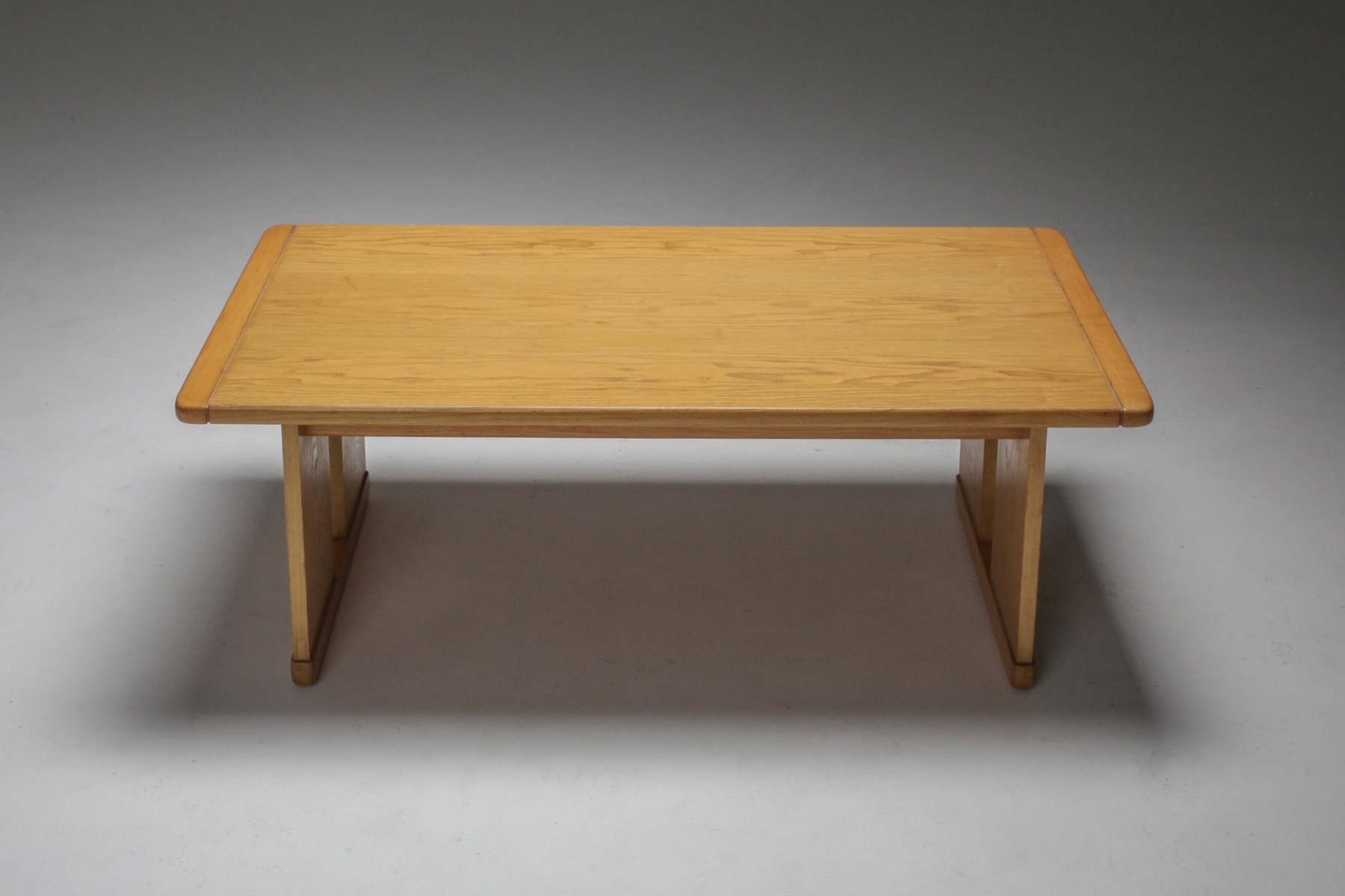 Afra and Tobia Scarpa coffee table for Maxalto from the 1970s design