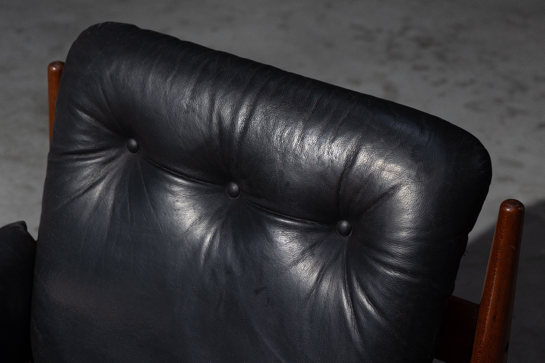 1950s Brazilian modern Mole armchair by Sergio Rodrigues