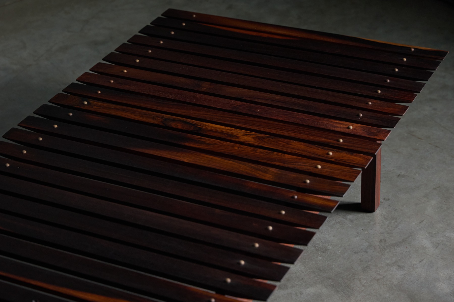 Brazilian modernist Mucki bench by Sergio Rodrigues
