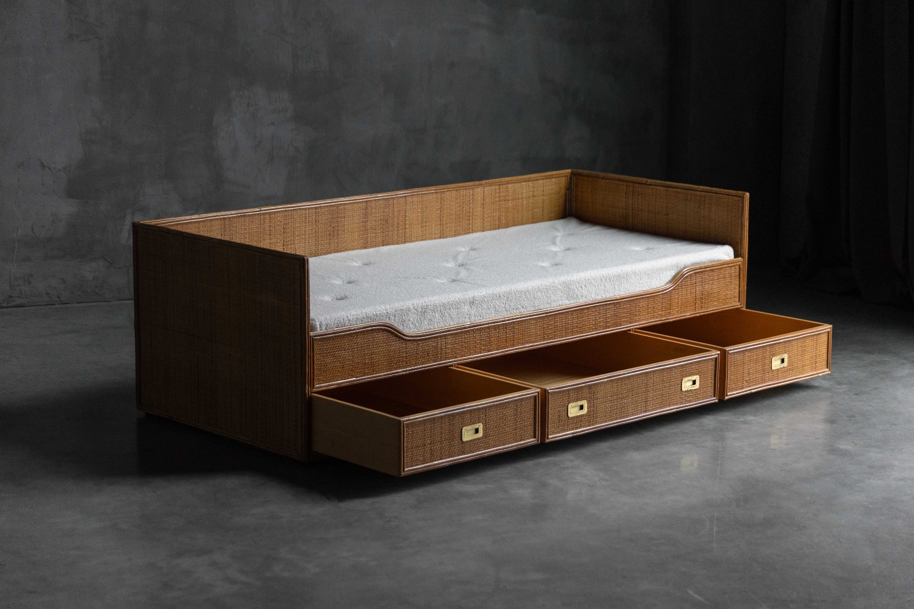 Vivai del Sud bamboo daybed with Italian modernist design