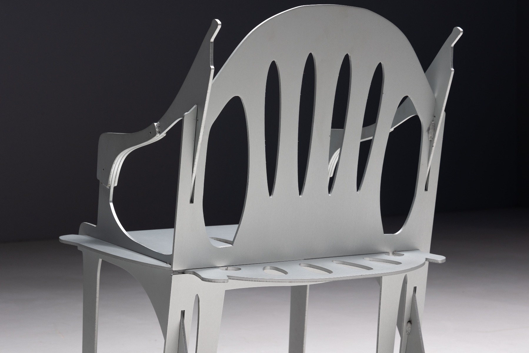 Museum level Flatscreen chairs by Schimmel and Schweikle