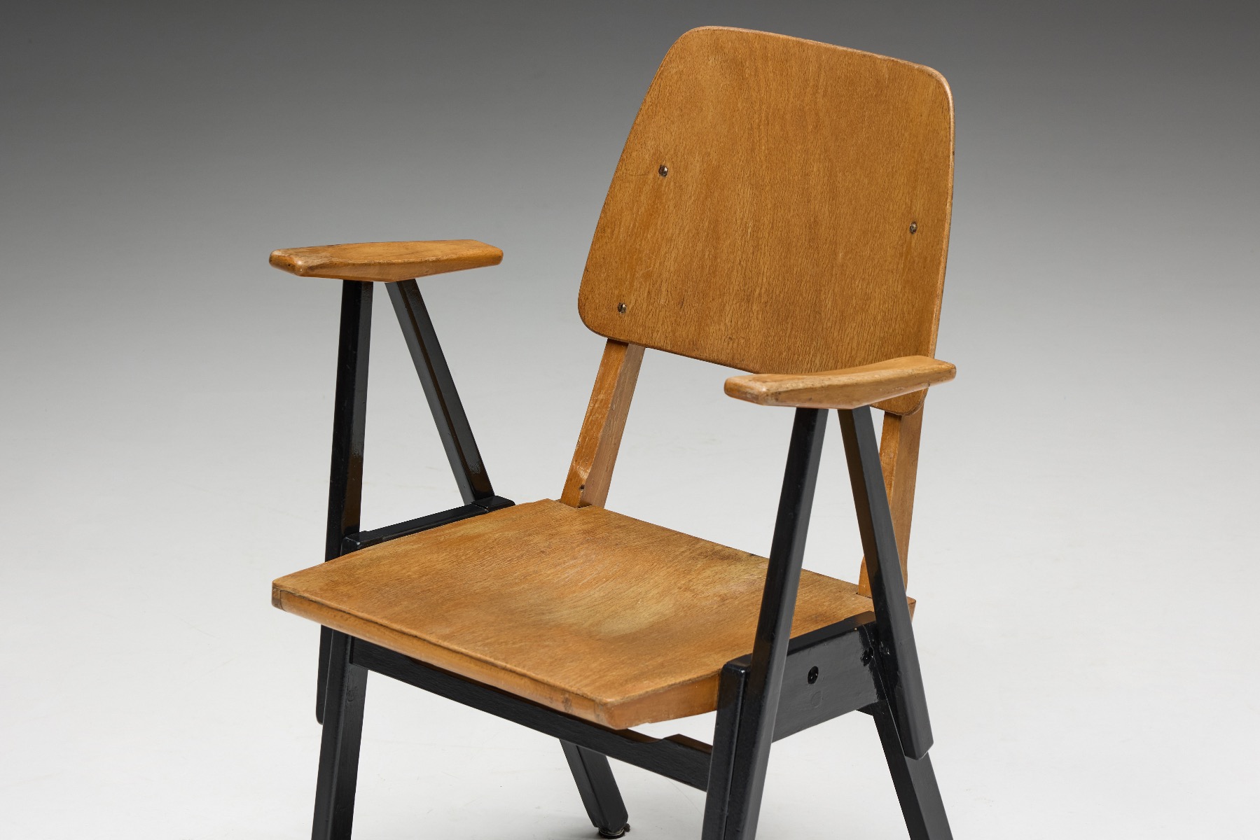 1950s Palais de Tokyo armchair design