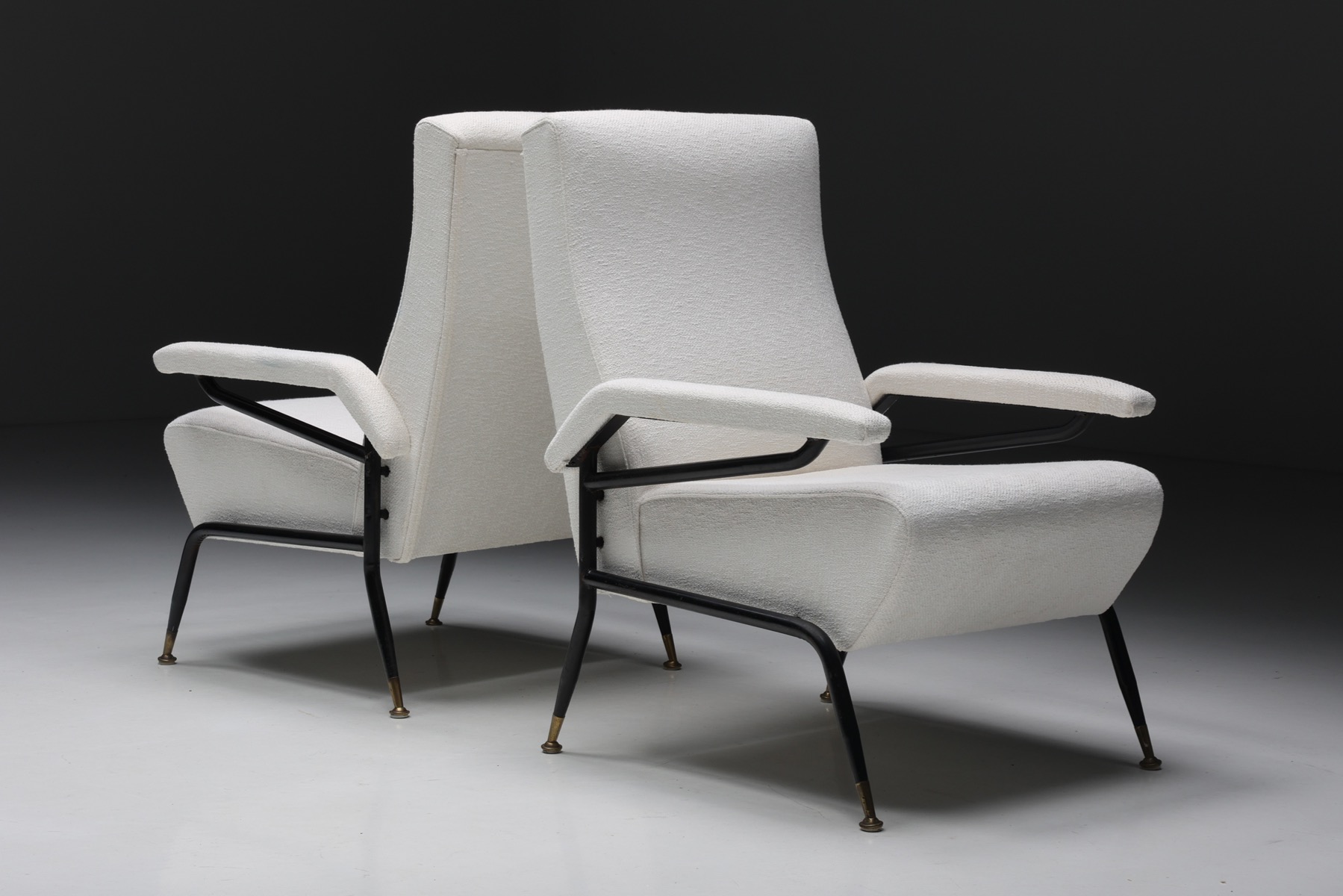 1970s modernist armchairs inspired by Wim Rietveld