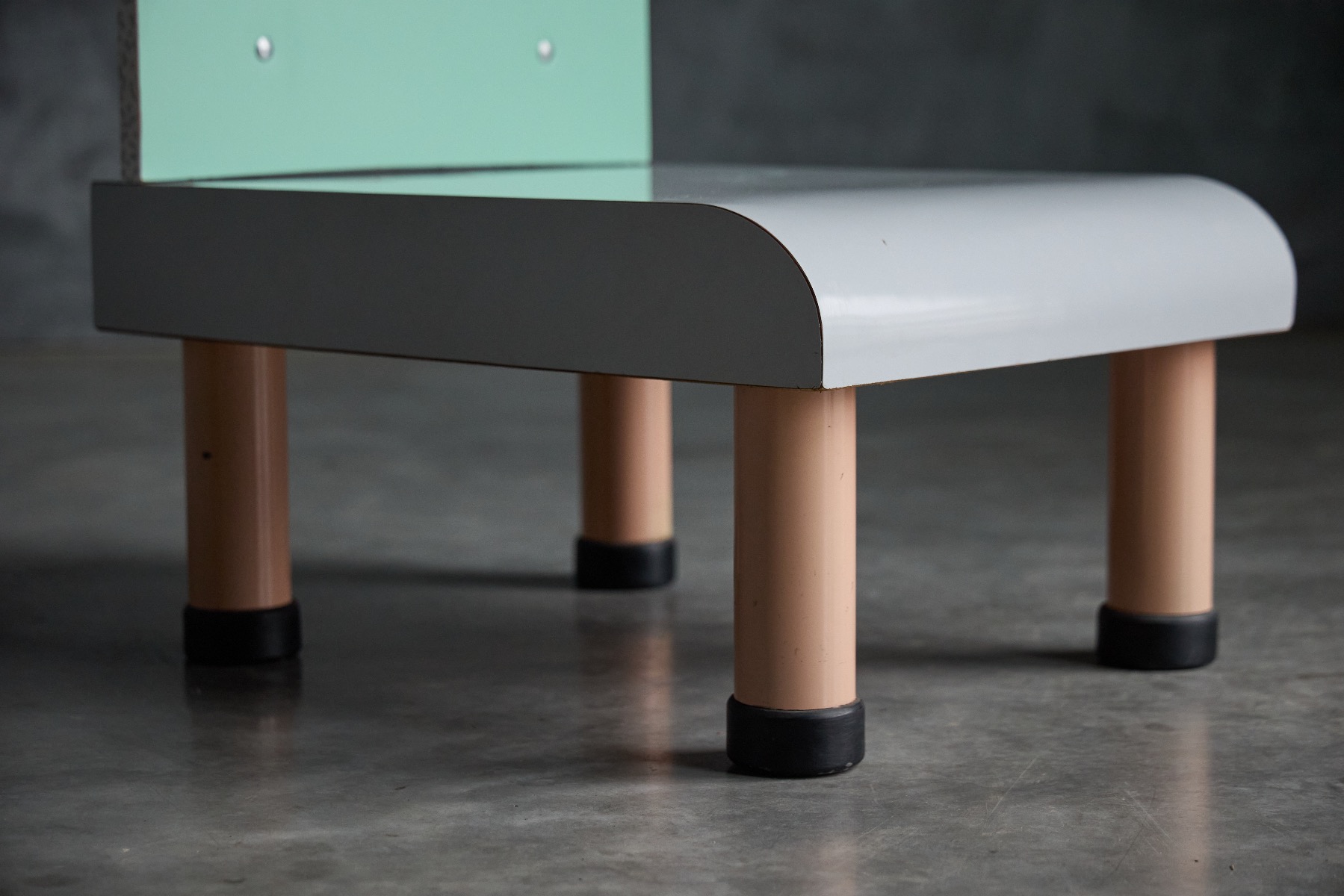 Sculptural geometric chair in Memphis style