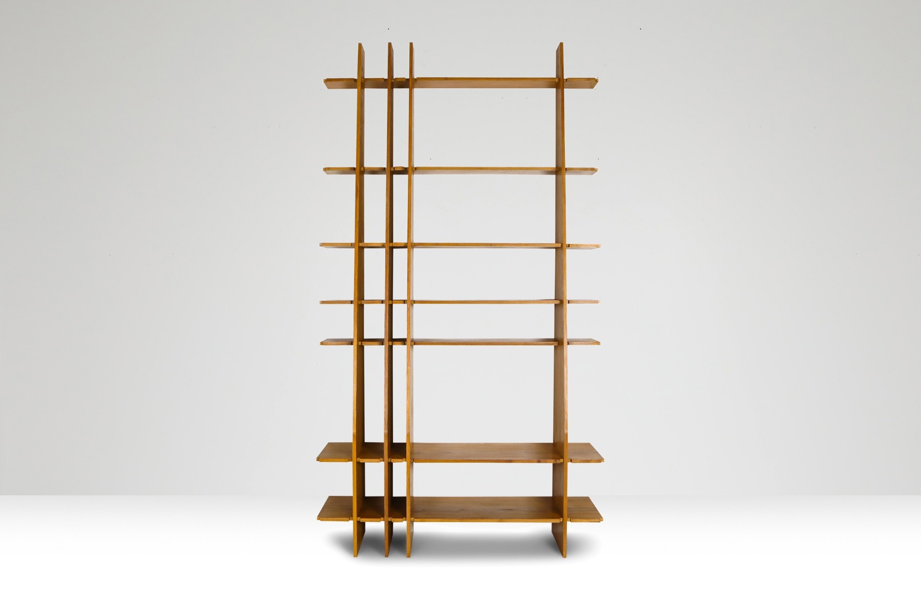 Architectural walnut shelving unit from Italy from the 1980s