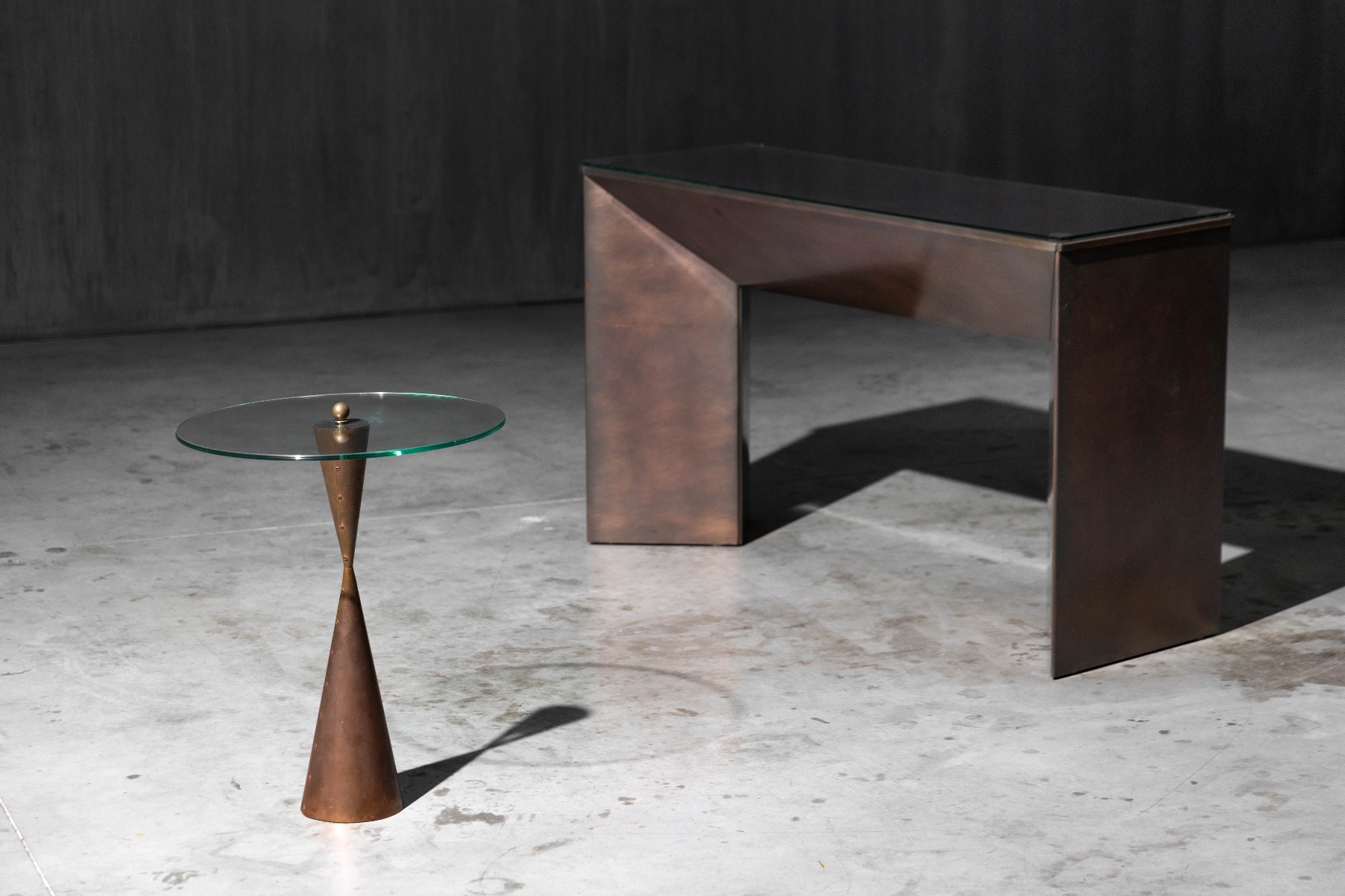 Sculptural bronze console table from the 1970s by Belgochrom