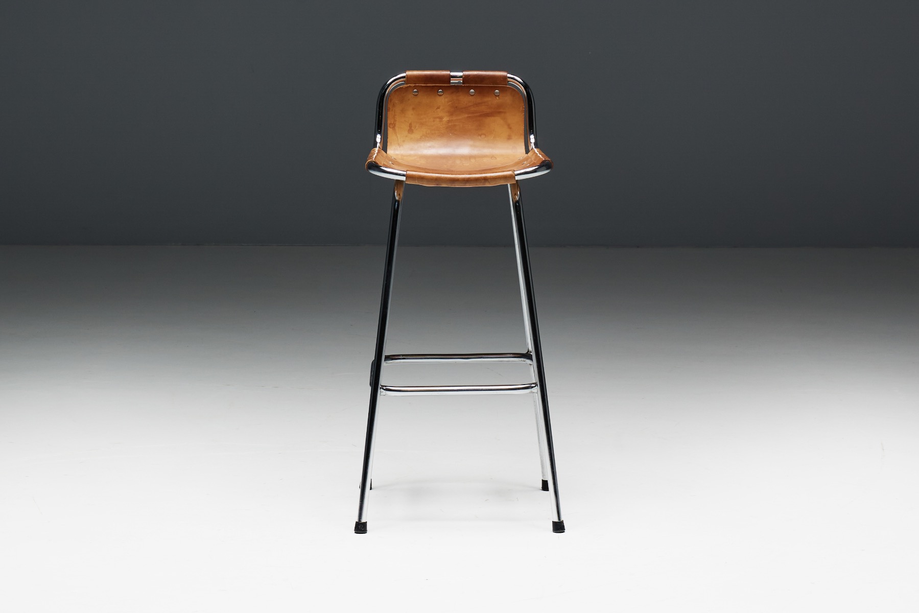 Les Arcs 1960s bar seating