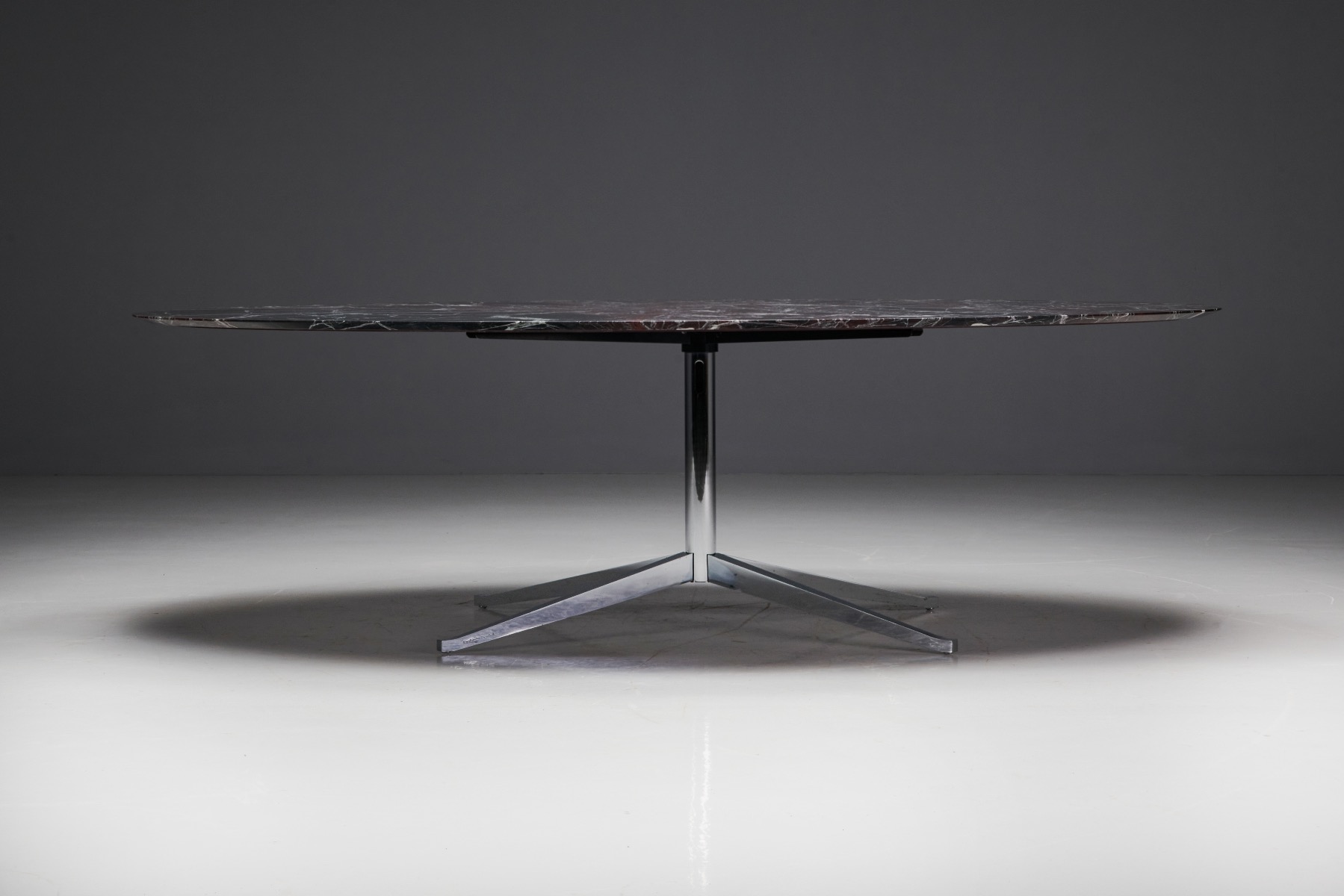Mid century modern marble dining table by Florence Knoll