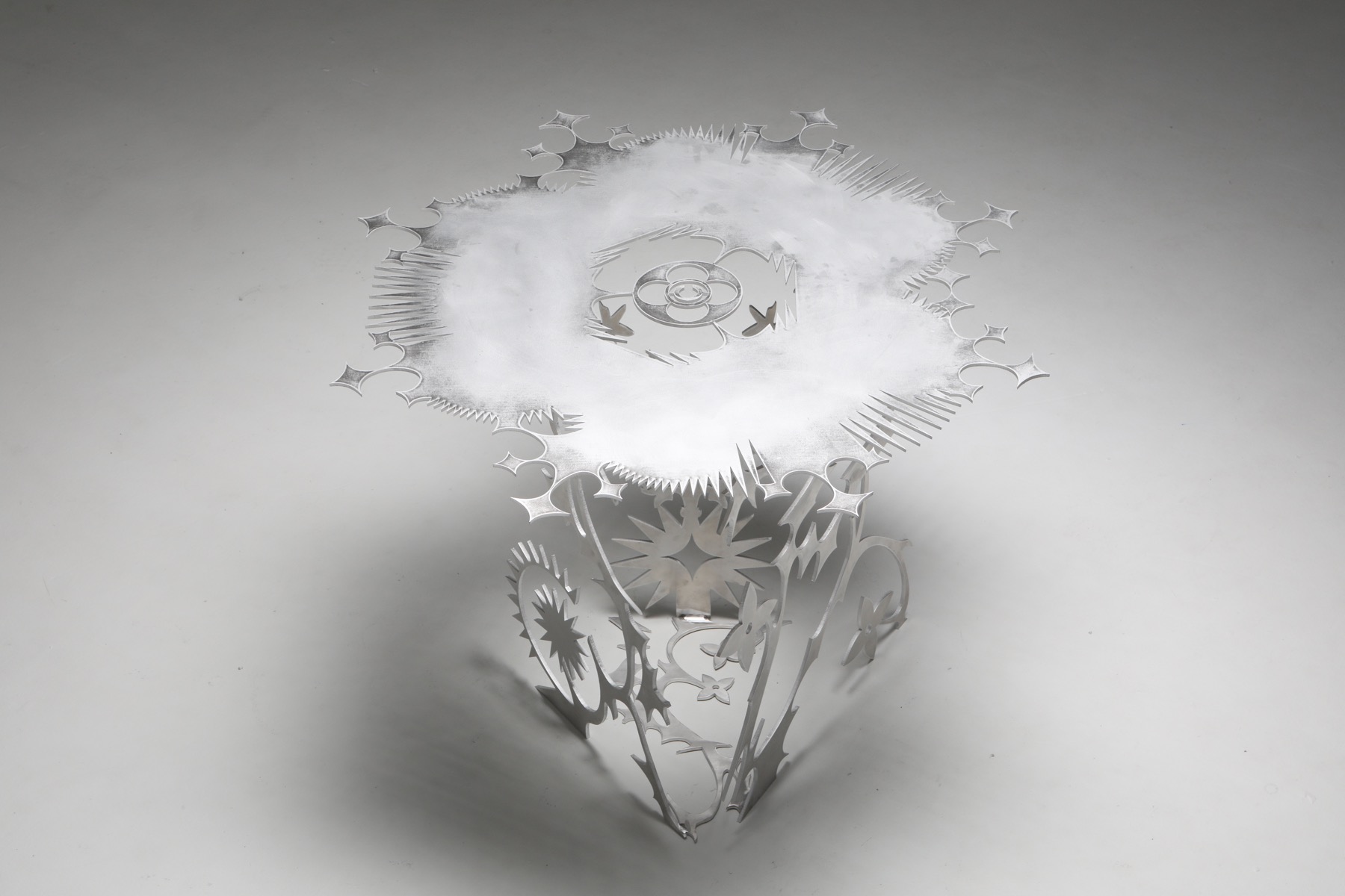Modern Ornamentum object by van Beek and Mestdagh