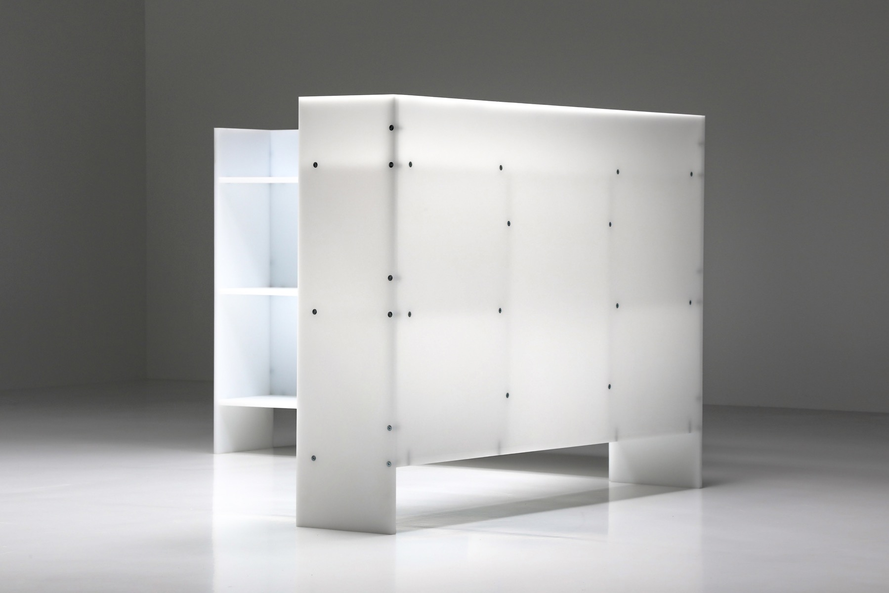 Modern shelve unit by Johan Viladrich from 2020