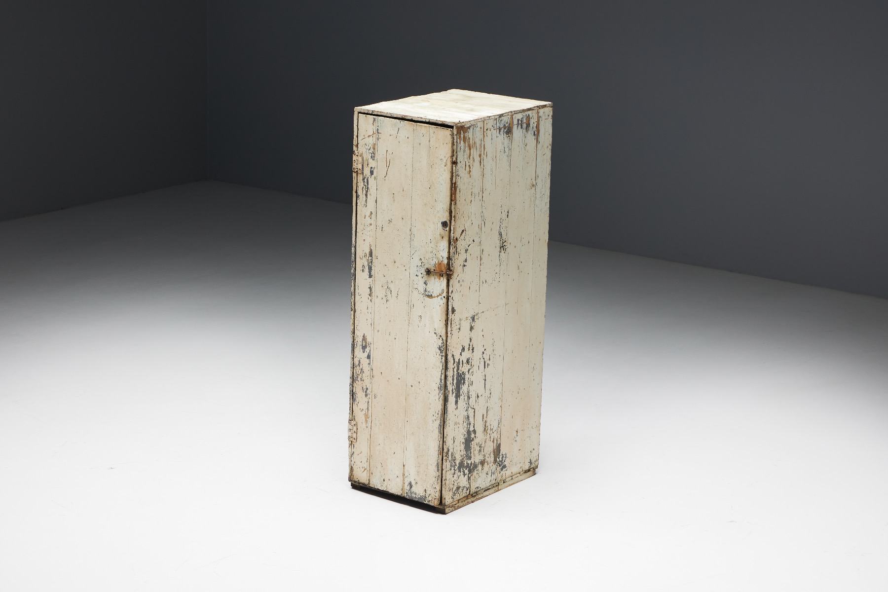 Nineteenth century rustic storage cupboard in wood