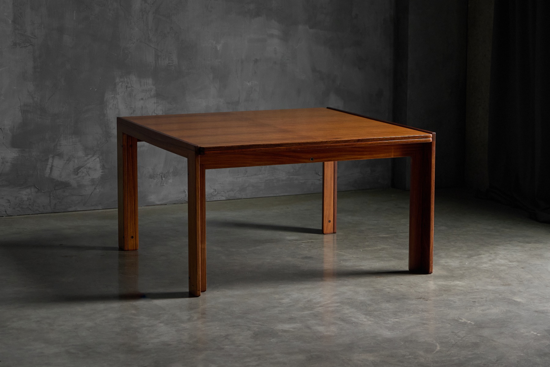 Vintage dining table 778 by Afra and Tobia Scarpa