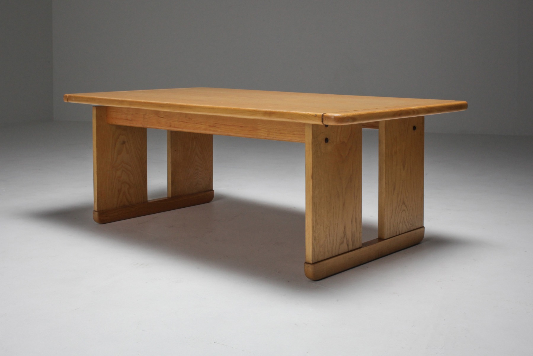 Vintage coffee table by Afra and Tobia Scarpa for Maxalto from the 1970s