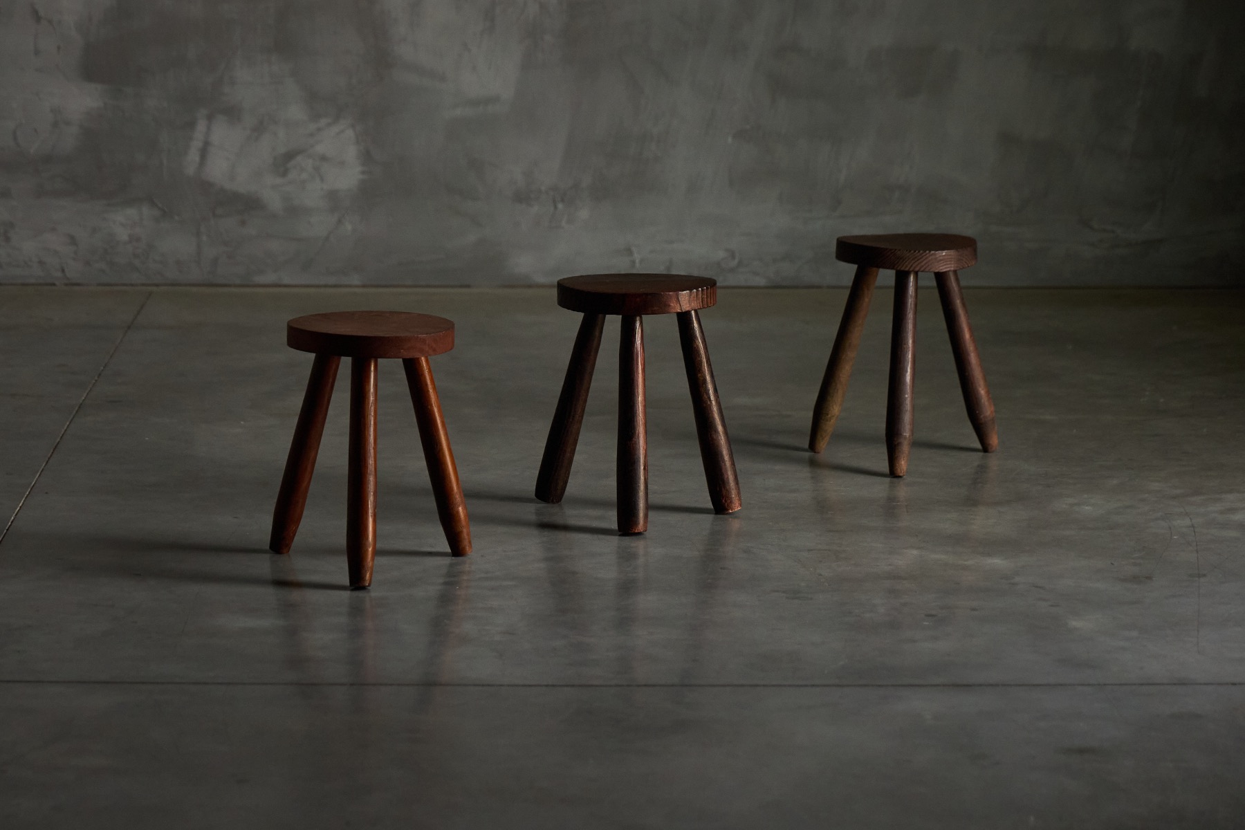 Vintage brutalist stool with three leg construction