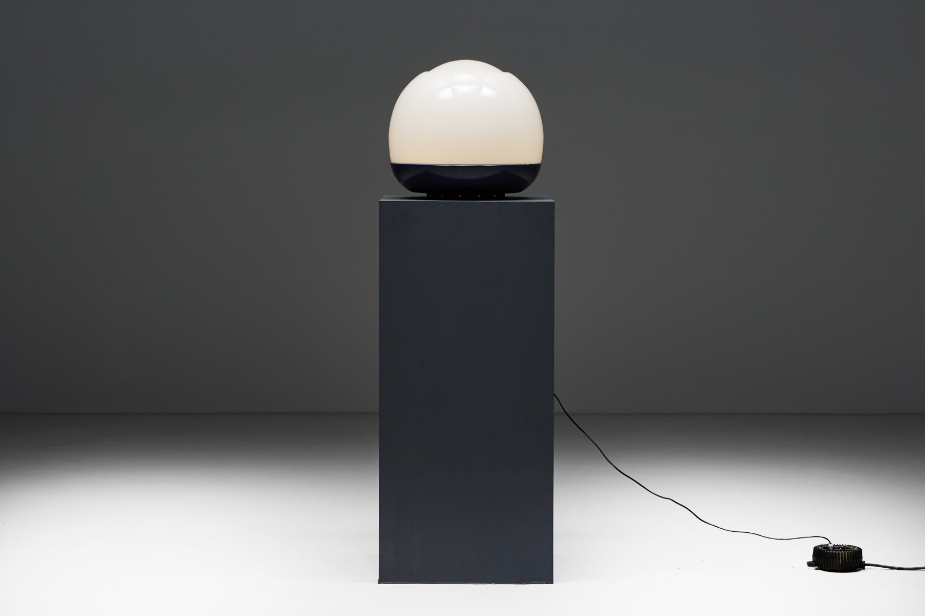 'Platea' Lamp by Ferrari & Mazzucchelli Tartaglino for Artemide - 1960s