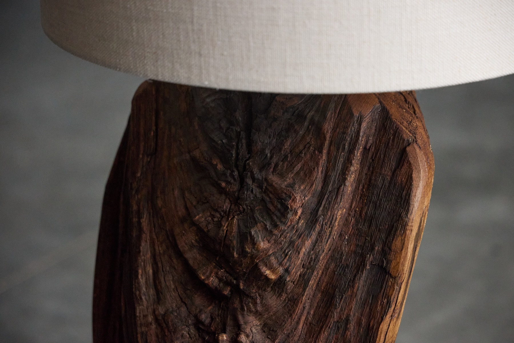Monoxyle Brutalist Floor Lamp - 1970s