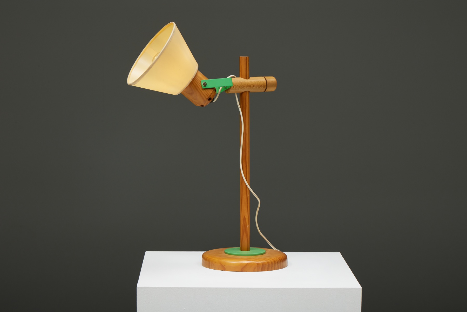 Mid-Century Pine Wood Desk Lamps - 1980s