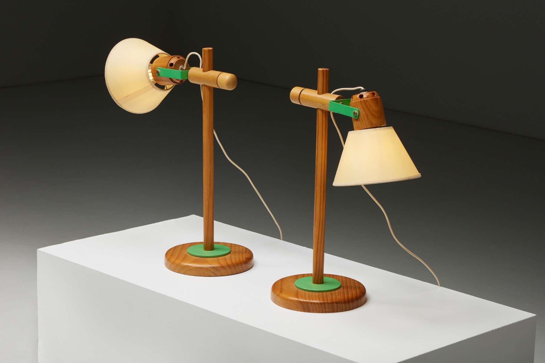 Mid-Century Pine Wood Desk Lamps - 1980s