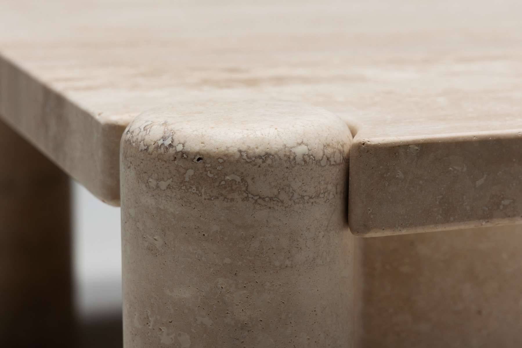 Gae Aulenti Jumbo Travertine Coffee Table for Knoll - 1960s