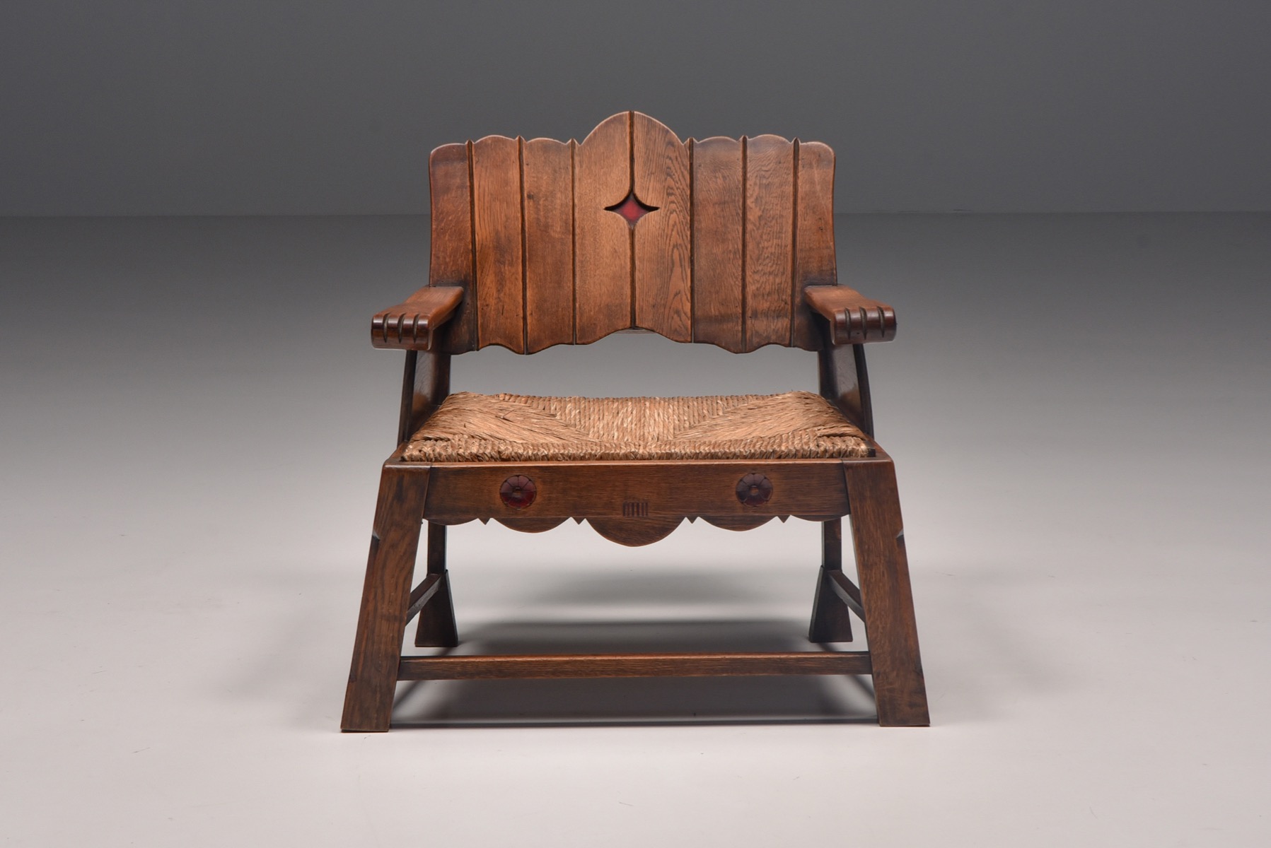 1920s wooden armchair in Arts and Crafts style