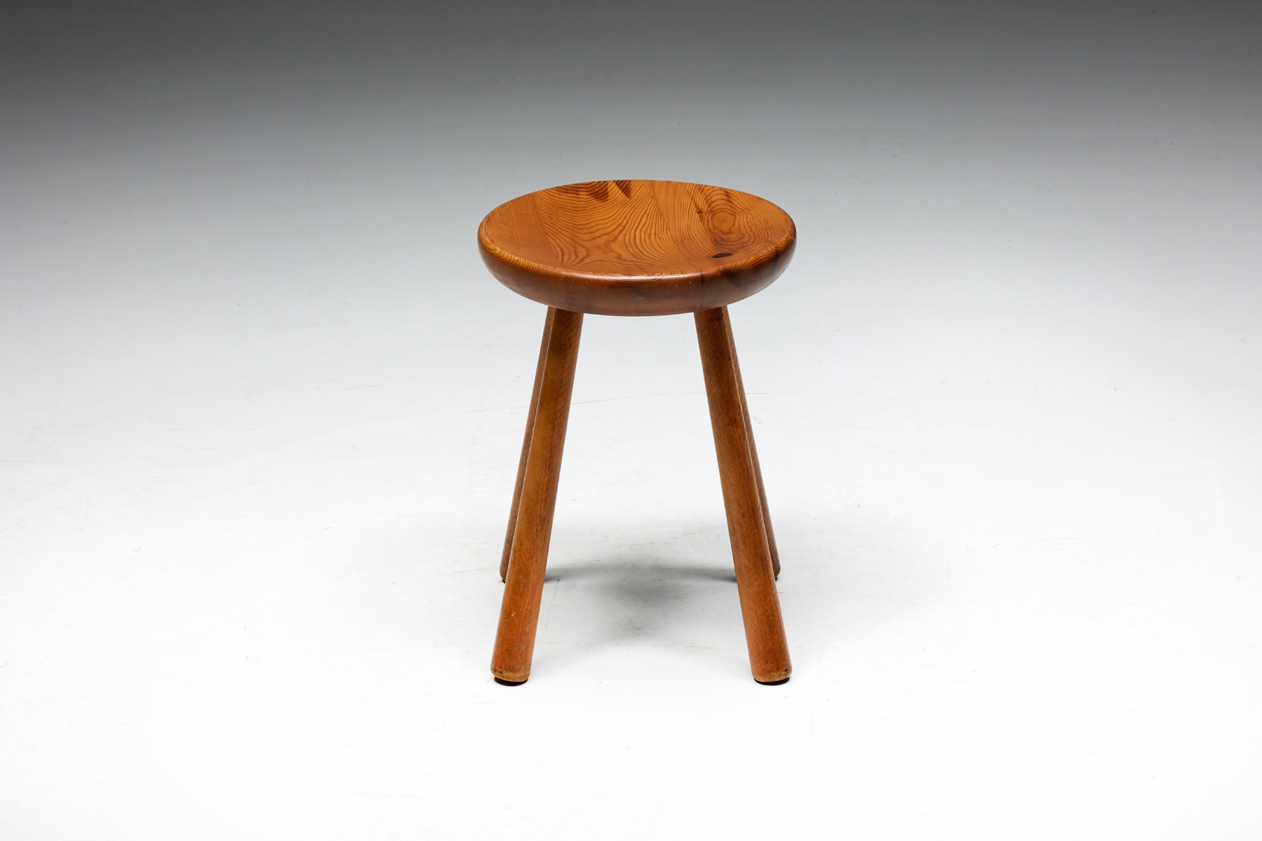 1950s wooden stools in pine with minimal style