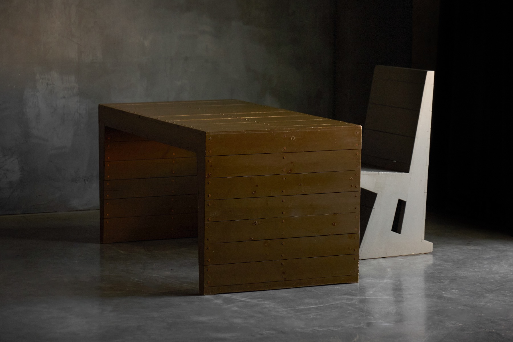 1960s writing table designed by Nico van der Laan