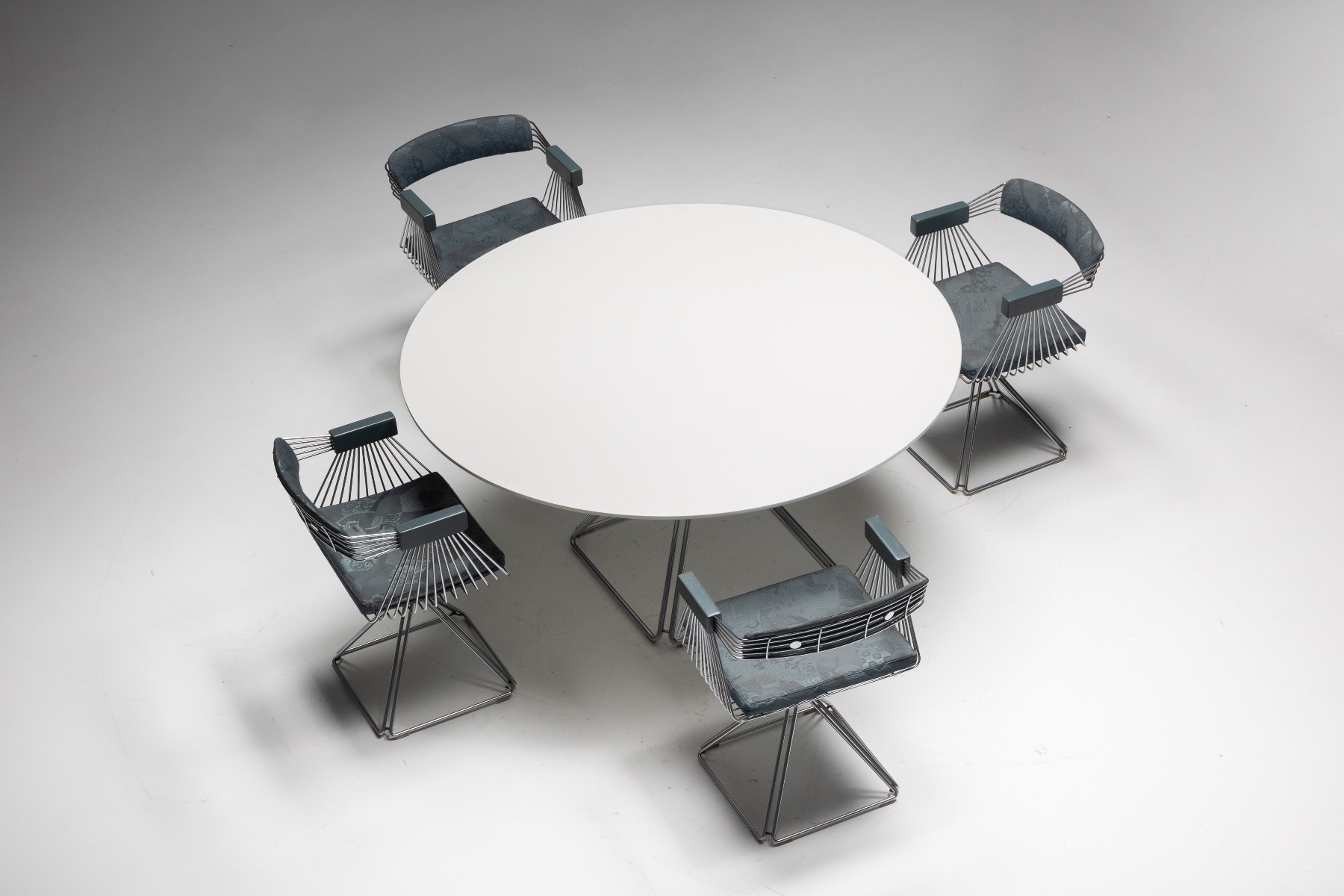 Belgian design dining table by Rudi Verhelst for Novalux