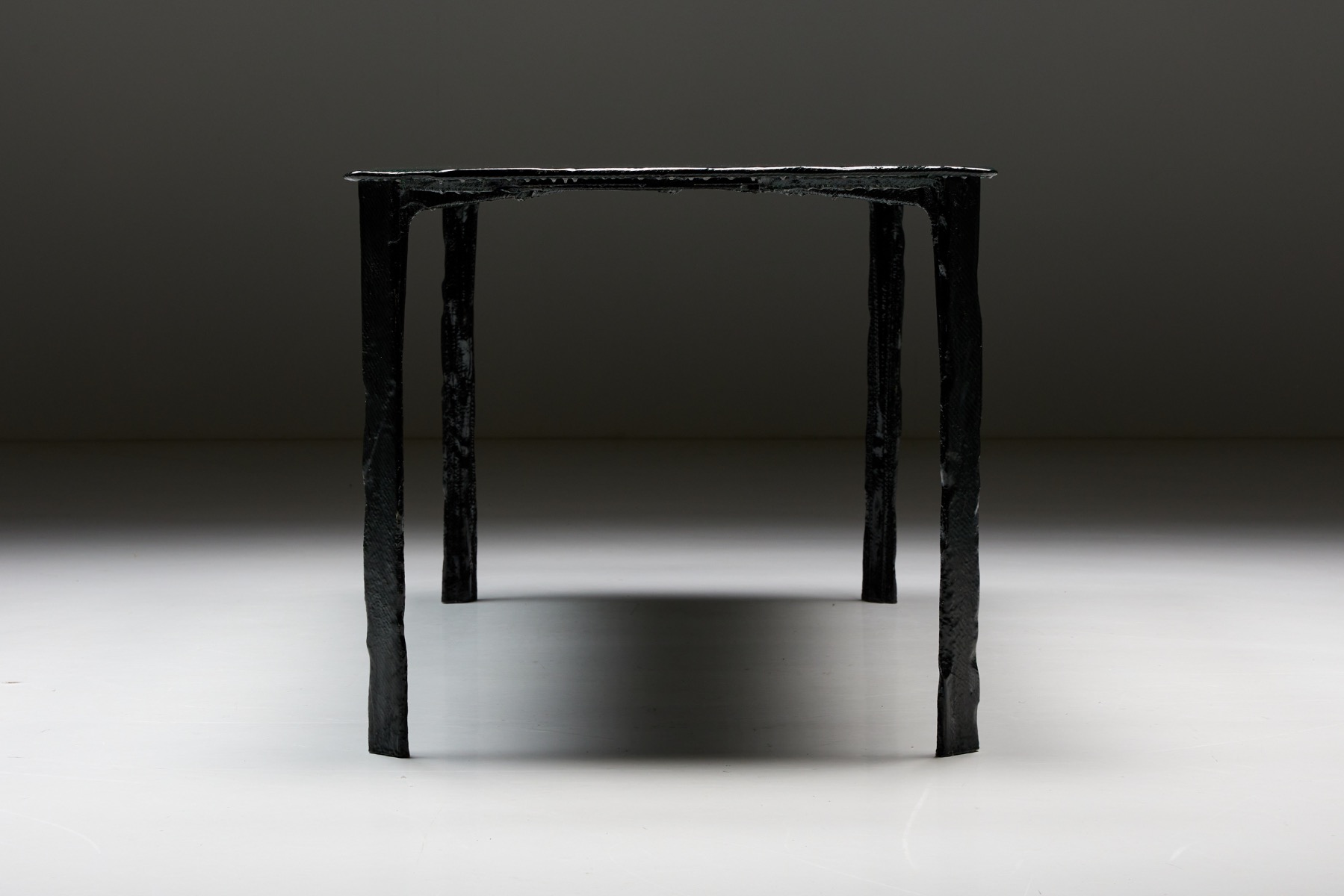 Designer carbon fibre table by Schimmel Schweikle