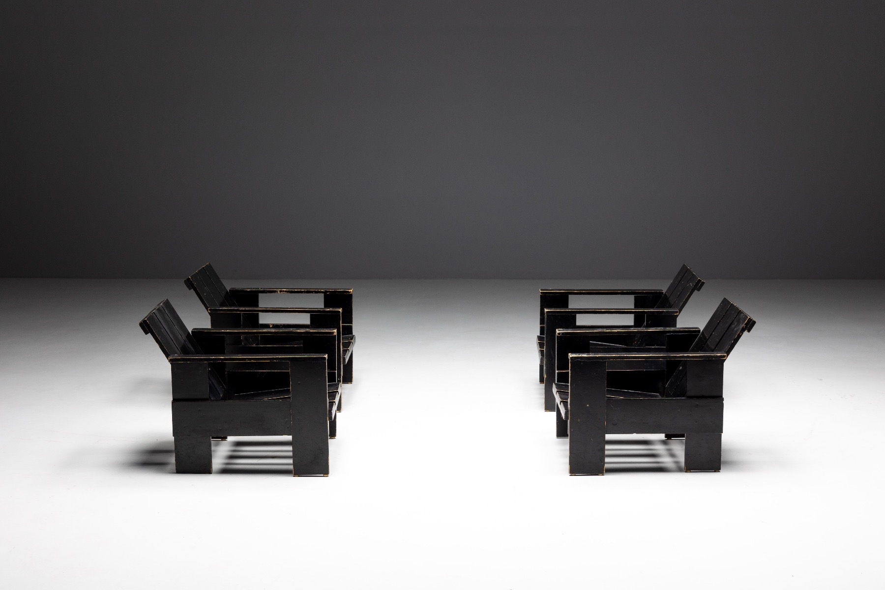 Dutch design crate chair by Gerrit Rietveld