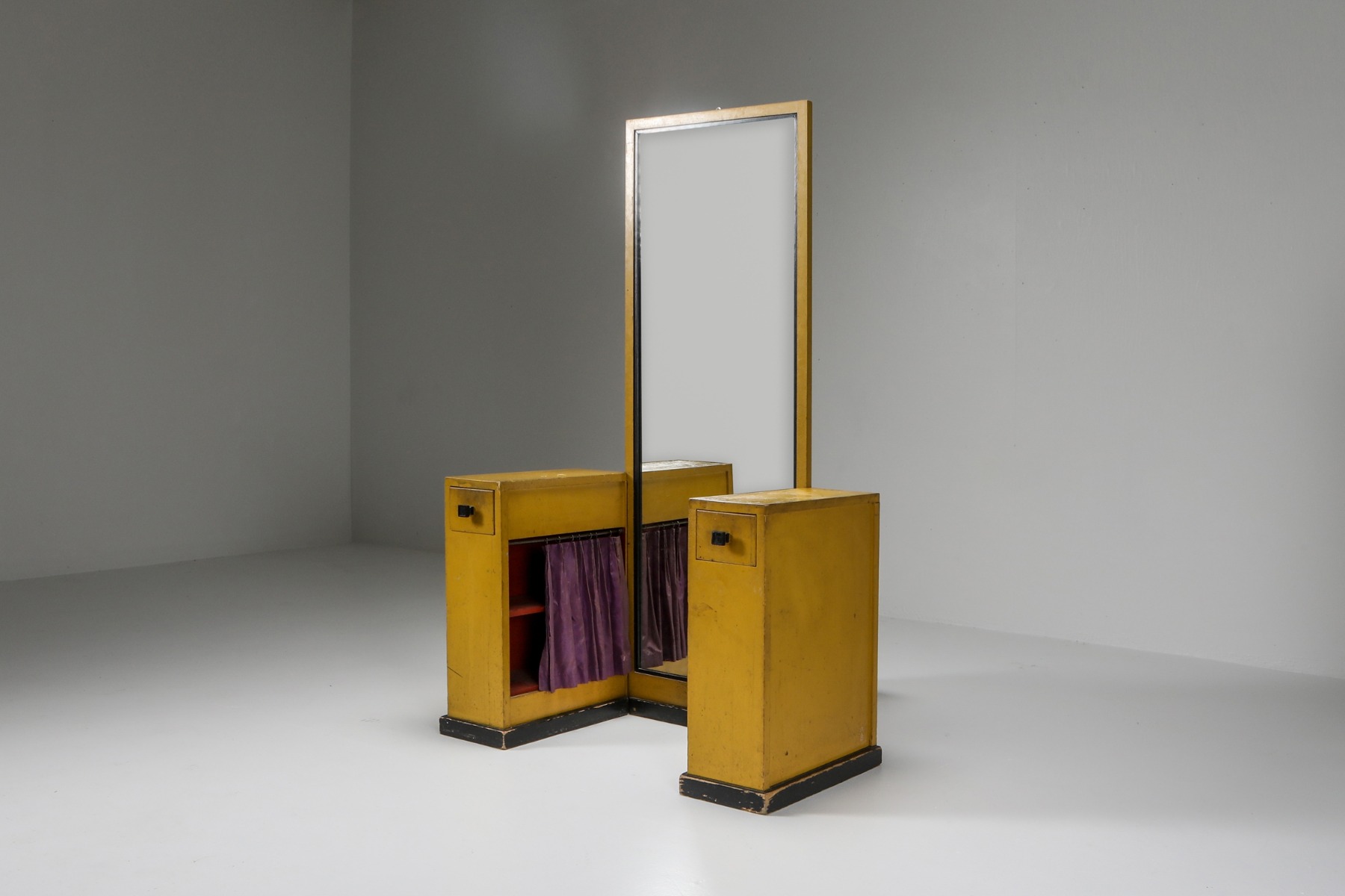 Dutch modernist vanity by Hendrik Wouda from 1924