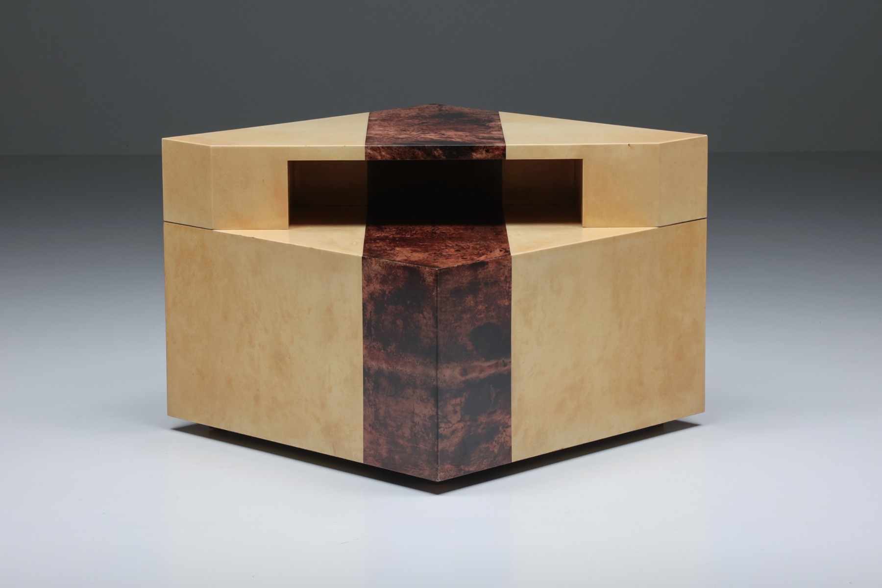 Italian design console table by Aldo Tura from the 1970s